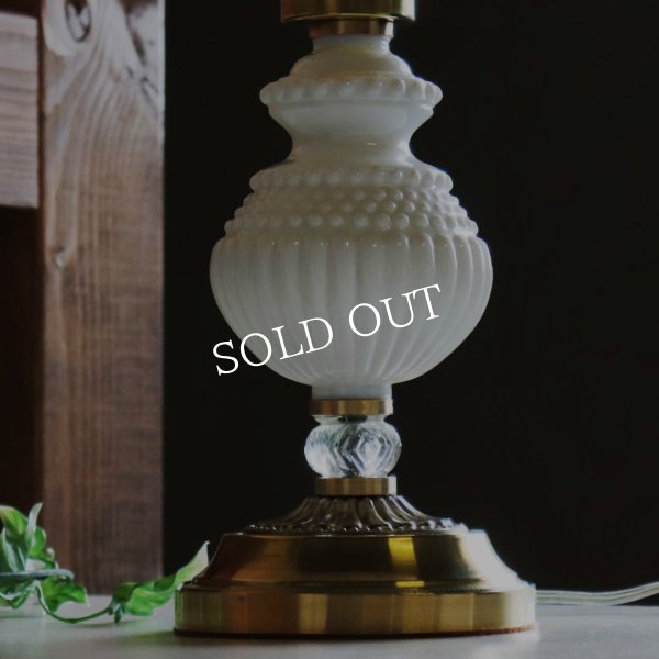 USAヴィンテージオイルランプ型ホブネイルミルクガラス製テーブルライト｜アンティーク卓上照明