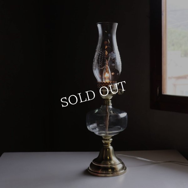 USAヴィンテージオイルランプスタイルテーブルライト｜エッチンググラスチムニーアンティーク卓上照明