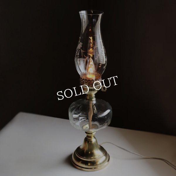 USAヴィンテージオイルランプスタイルテーブルライト｜エッチンググラスチムニーアンティーク卓上照明