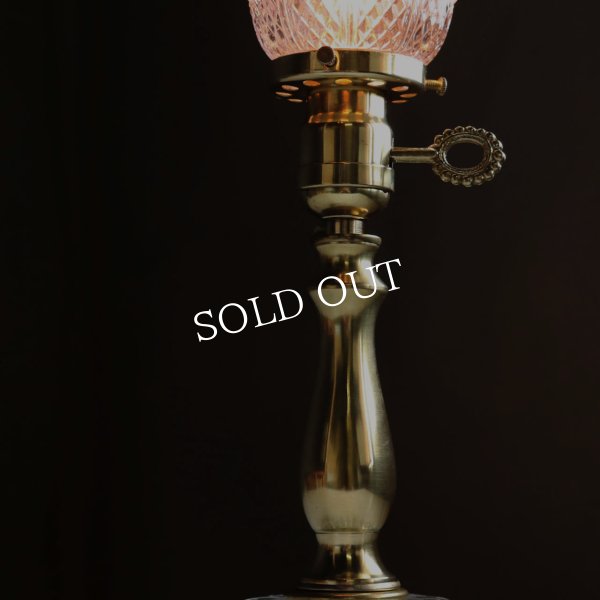 画像11: USAヴィンテージフロスト＆ダイヤカットのガラステーブルライト｜アンティーク卓上照明BRYANT社製ソケット (11)