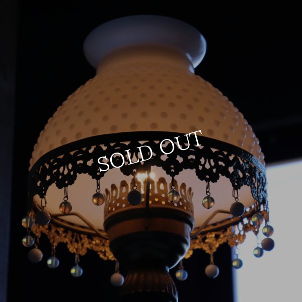 USAヴィンテージホブネイルミルクガラステーブルライト｜ヴィクトリアンランプ卓上照明