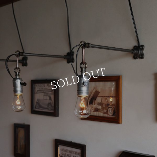 USAヴィンテージインダストリアルチェーンリング付ブラケットライト｜工業系壁掛け照明アンティーク