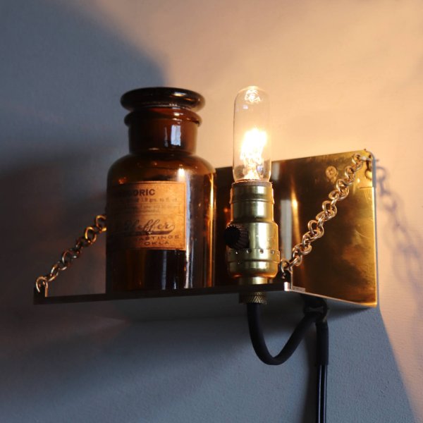 USAヴィンテージソケット付き真鍮製ミニシェルフ｜壁掛け照明・小物置き・棚
