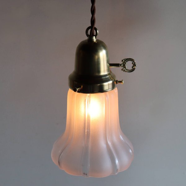 アンティーク天井照明｜ストライプ&蕾型USAヴィンテージフロストガラスペンダントライト・アートデコ