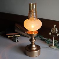 画像1: USAヴィンテージライトアンバーガラスシェードテーブルライト卓上照明｜アンティークオイルランプチムニースタイル