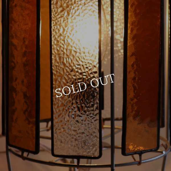 ヴィンテージアンバーガラス＆梨地ガラスのステンドグラステーブルライト｜卓上照明デスクライト琥珀クリア古硝子