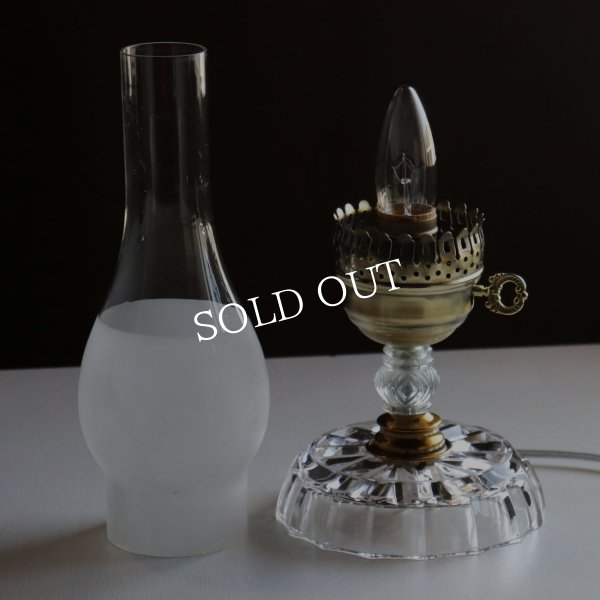 USAヴィンテージガラス製テーブルライト｜ハリケーンランプ・アンティーク卓上照明