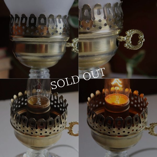 USAヴィンテージガラス製テーブルライト｜ハリケーンランプ・アンティーク卓上照明