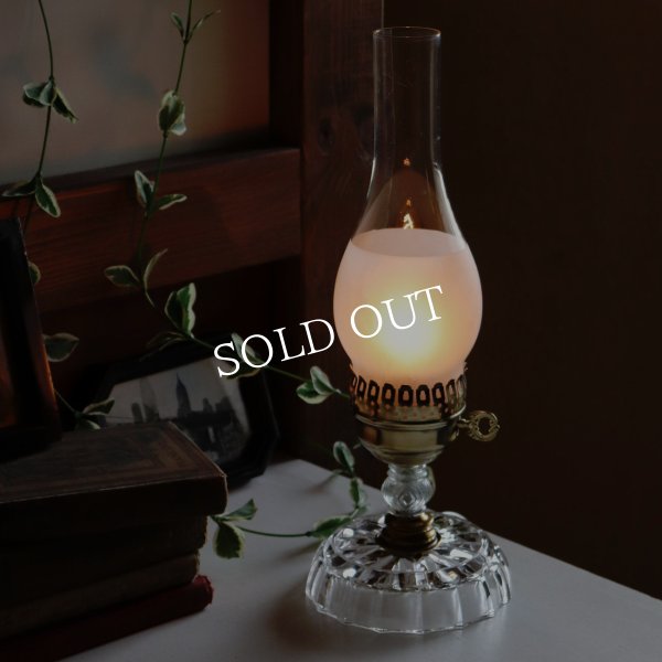 USAヴィンテージガラス製テーブルライト｜ハリケーンランプ・アンティーク卓上照明