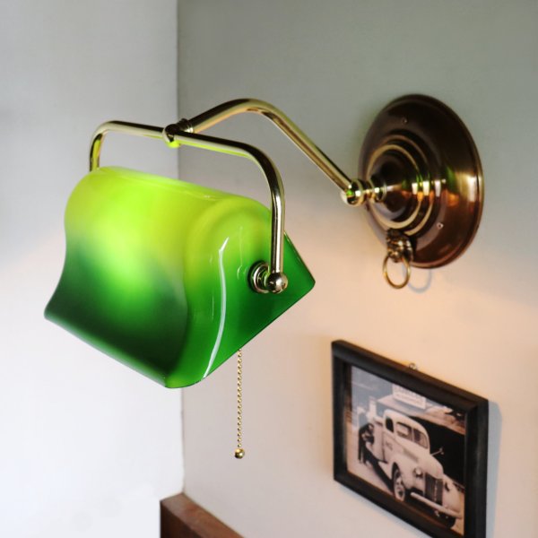 バンカーズランプ壁掛照明グリーンシェードブラケットライト・ライオン｜アンティーク照明バンカーズライト