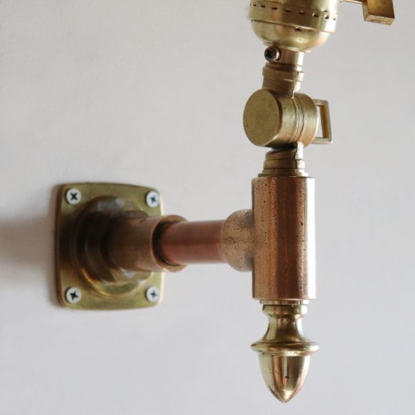 USAヴィンテージインダストリアルラウンドシェードブラスブラケットライト|工業系グースネックシェード真鍮製壁掛照明