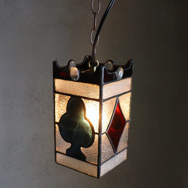 ヴィンテージガラス製ステンドグラスペンダントライト・トランプ柄｜天井吊下げ照明ハート・ダイヤ・スペード・クラブ