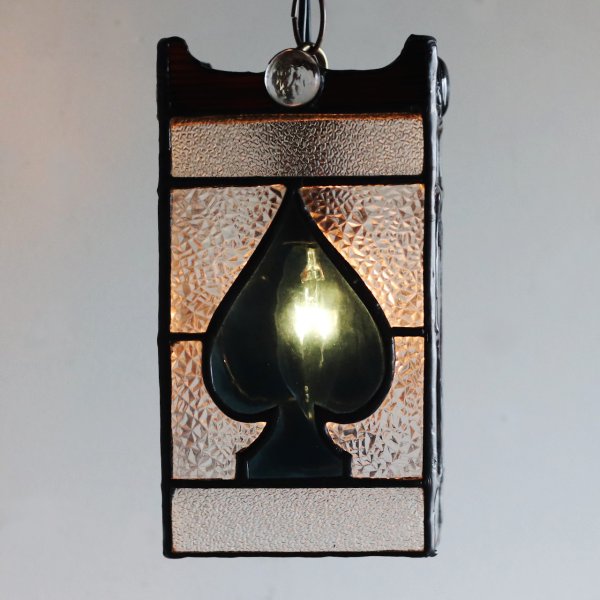 ヴィンテージガラス製ステンドグラスペンダントライト・トランプ柄｜天井吊下げ照明ハート・ダイヤ・スペード・クラブ