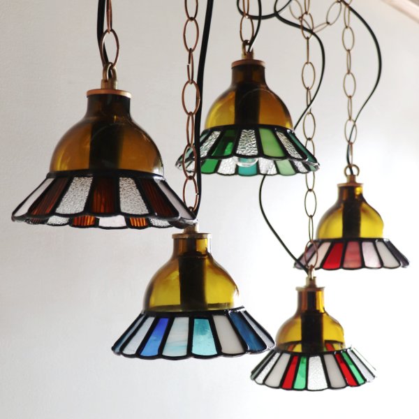 【クリスマスカラー・赤緑白】ステンドグラスミニペンダントライト花型｜吊下げ照明・天井照明