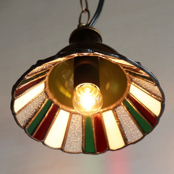 【クリスマスカラー・赤緑白】ステンドグラスミニペンダントライト花型｜吊下げ照明・天井照明