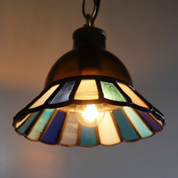 【ブルー】ステンドグラスミニペンダントライト花型｜吊下げ照明・天井照明