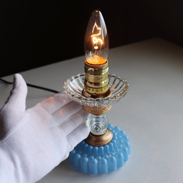 USAヴィンテージホブネイルガラスのミニテーブルライト卓上照明・水色硝子｜カフェランプ
