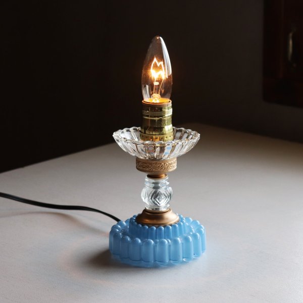 USAヴィンテージホブネイルガラスのミニテーブルライト卓上照明・水色硝子｜カフェランプ