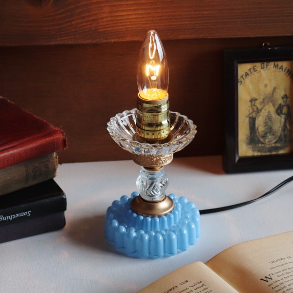USAヴィンテージホブネイルガラスのミニテーブルライト卓上照明・水色硝子｜カフェランプ
