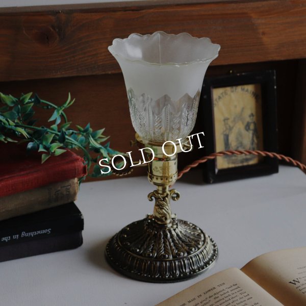 USAヴィンテージアラベスク柄ガラスシェード付きカフェランプ｜ヴィクトリアン卓上照明ミニテーブルライト