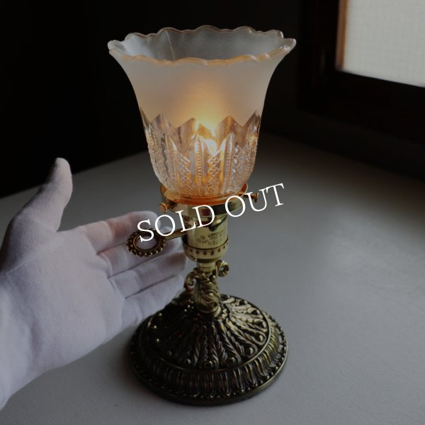 USAヴィンテージアラベスク柄ガラスシェード付きカフェランプ｜ヴィクトリアン卓上照明ミニテーブルライト
