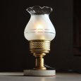 USAヴィンテージフリルトップフロストガラスチムニーのカフェランプテーブルライト卓上照明
