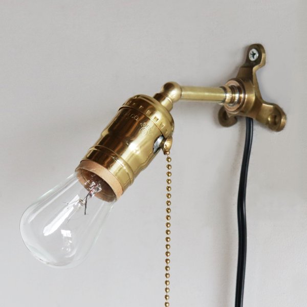 ヴィンテージインダストリアル真鍮製ミニブラケットライト・45度壁掛照明｜ウォールランプ