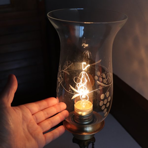 USAヴィンテージハリケーンランプ卓上照明・テーブルライト葡萄柄エッチンググラス｜アンティーク