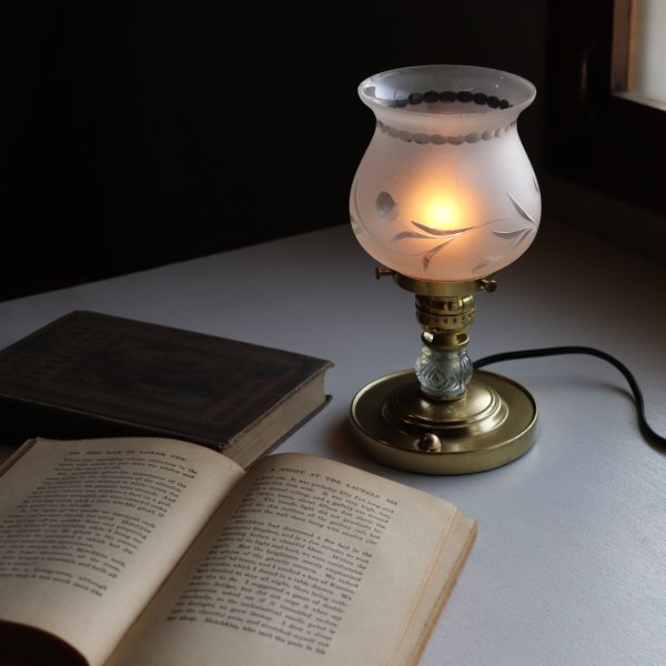 すずらんモチーフ ヴィンテージガラス テーブルランプ｜アンティーク調卓上照明