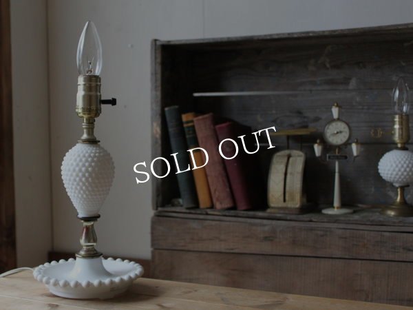 画像7: USAアメリカンヴィンテージミルクガラス製ホブネイルテーブルライト｜卓上照明テーブルランプ (7)