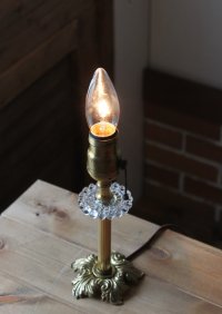 画像1: USAヴィンテージ卓上照明ホブネイルガラス&花柄レリーフの真鍮テーブルランプ｜ヴィクトリアンライト
