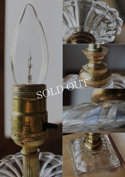 画像7: USAヴィンテージ卓上照明カットが美しいスクエアガラス&真鍮のテーブルランプ｜ヴィクトリアンテーブルライト (7)