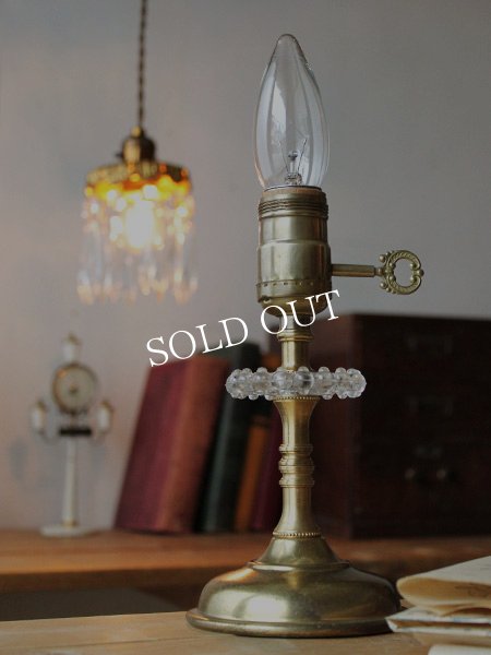 画像4: USAヴィンテージ卓上照明ホブネイルガラスと真鍮のミニテーブルライト｜ヴィクトリアンランプカントリー (4)
