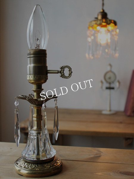 画像3: USAヴィンテージ卓上照明アロープリズム付真鍮製ミニテーブルライト｜ヴィクトリアンランプシャンデリア槍型ドロップ (3)