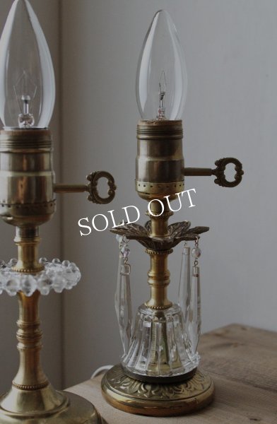 画像5: USAヴィンテージ卓上照明アロープリズム付真鍮製ミニテーブルライト｜ヴィクトリアンランプシャンデリア槍型ドロップ (5)