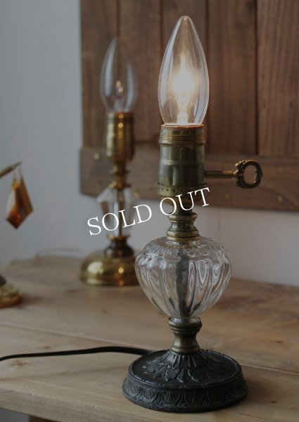 画像5: USAヴィンテージ卓上照明鍵&ガラス飾り付ヴィクトリアンテーブルランプ｜オールドアメリカンライト真鍮・鉄 (5)