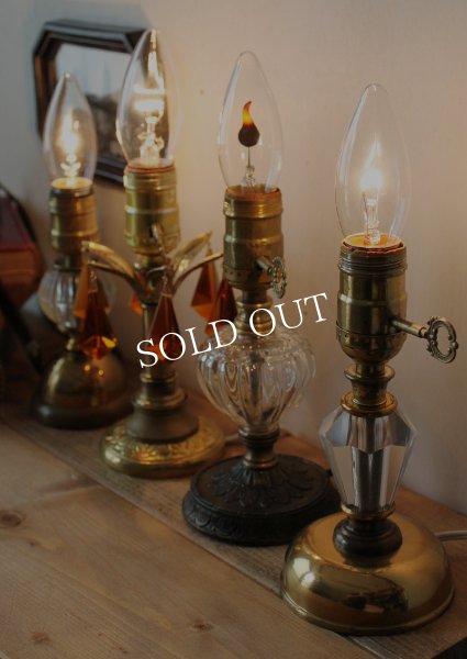画像6: USAヴィンテージ卓上照明鍵&ガラス飾り付ヴィクトリアンテーブルランプ｜オールドアメリカンライト真鍮・鉄 (6)
