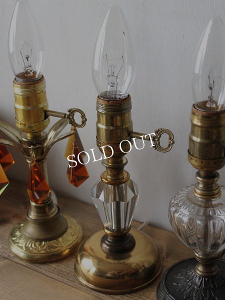 画像4: USAヴィンテージ卓上照明鍵付クリスタルカットガラスの真鍮製テーブルランプ｜オールドアメリカンヴィクトリアンライト真鍮 (4)