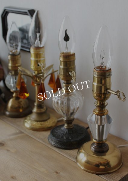 画像5: USAヴィンテージ卓上照明鍵付クリスタルカットガラスの真鍮製テーブルランプ｜オールドアメリカンヴィクトリアンライト真鍮 (5)