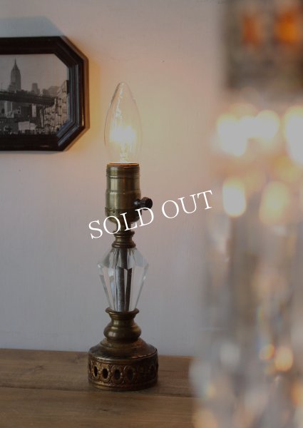 画像6: USAヴィンテージ卓上照明鍵付クリスタルカットガラスと真鍮カップのテーブルランプ｜オールドアメリカンヴィクトリアンライト真鍮 (6)