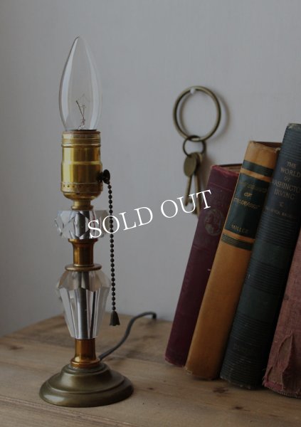 アンティークテーブルランプ｜クリスタルカットプリズムガラスの卓上照明ライト