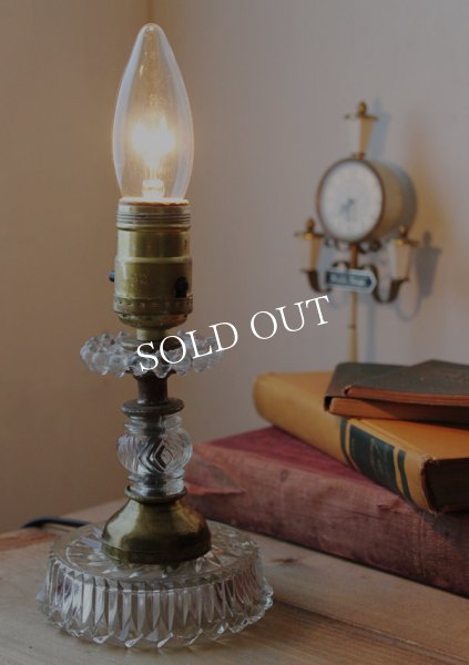 アンティークガラステーブルランプ｜ホブネイルカットガラス卓上照明
