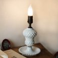 アンティークテーブルランプ｜ホブネイルミルクガラス卓上照明ライト