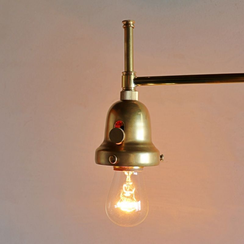 インダストリアルスウィングアームブラケットライト｜工業系真鍮製壁掛け照明ウォールランプ
