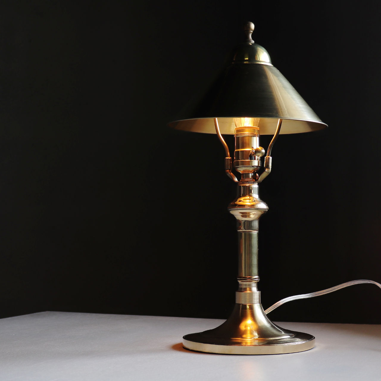USAヴィンテージアールデコオールブラステーブルライト｜アンティーク真鍮製卓上照明ランプ