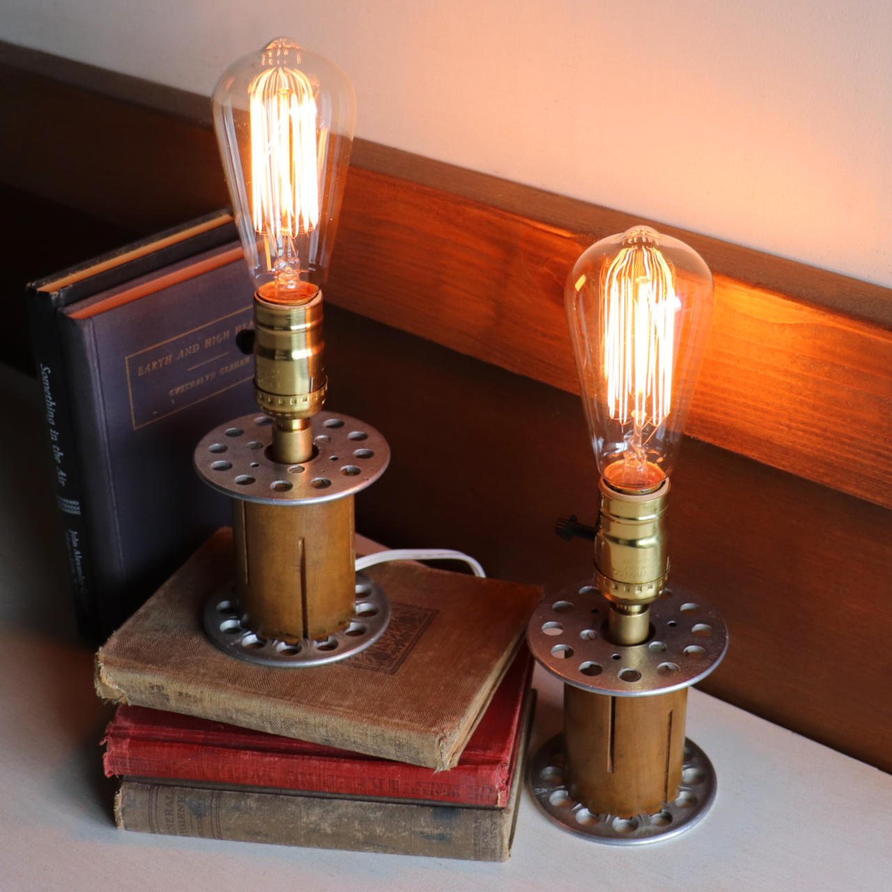 ヴィンテージインダストリアルスプールテーブルライト｜工業系糸巻卓上照明スタンドランプ